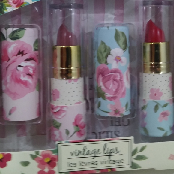 BODY COLLECTION ENGLAND Makeup Vintage Lipsticks Body Collection